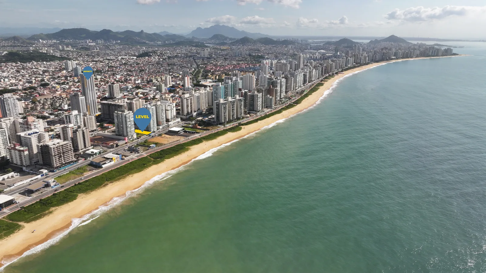 Localização privilegiada na Rodovia do Sol perto da orla e de centros de conveniência